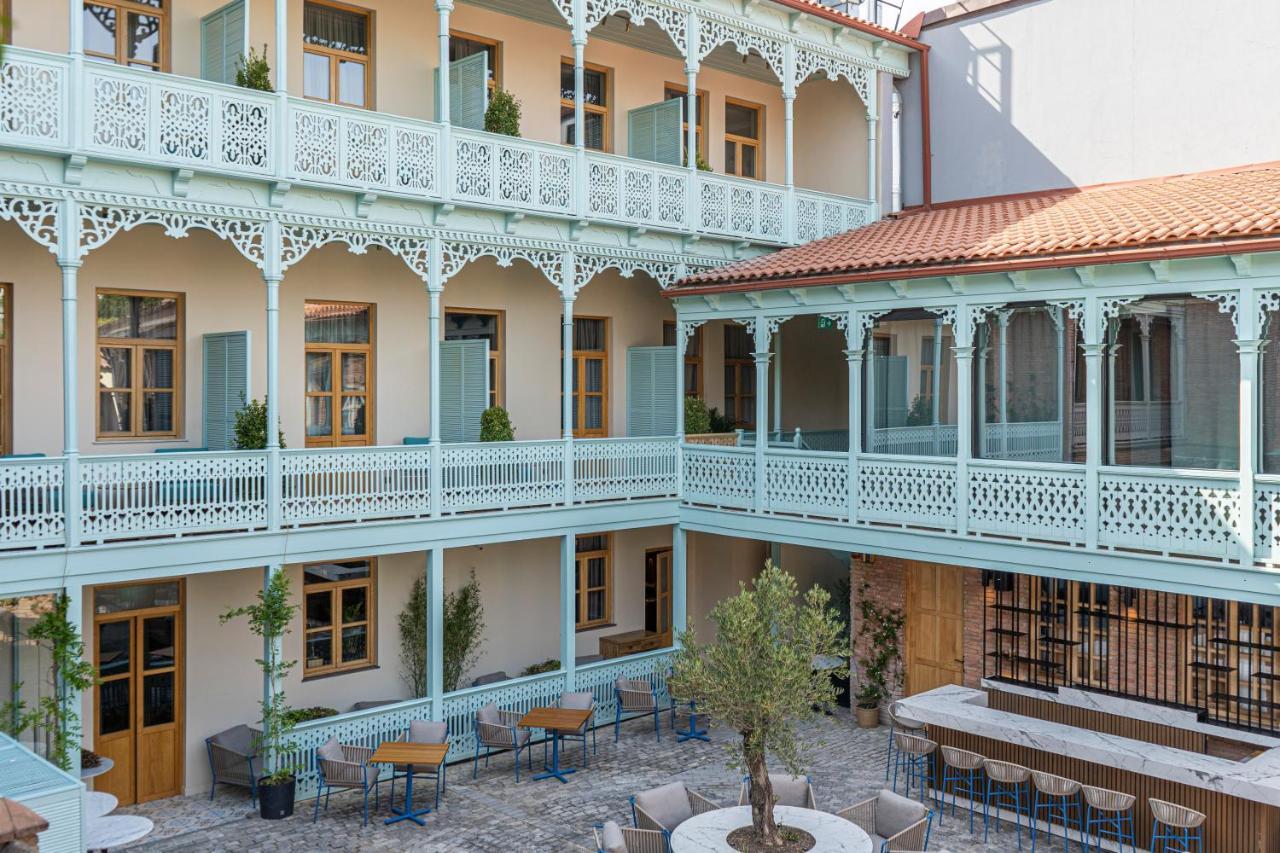 The Blue Fox Hotel تبليسي المظهر الخارجي الصورة