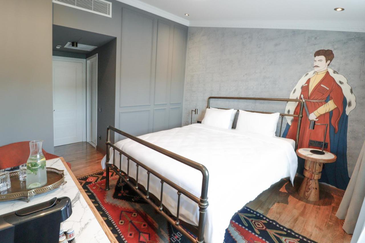 The Blue Fox Hotel تبليسي المظهر الخارجي الصورة