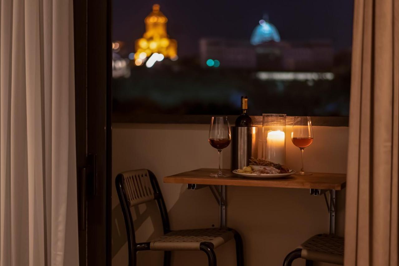 The Blue Fox Hotel تبليسي المظهر الخارجي الصورة